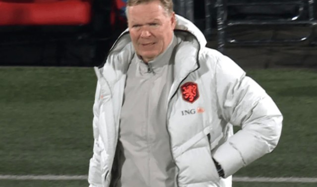 半岛体育-荷兰0-1阿尔及利亚全场数据：射门17-8，绝对机会3-0